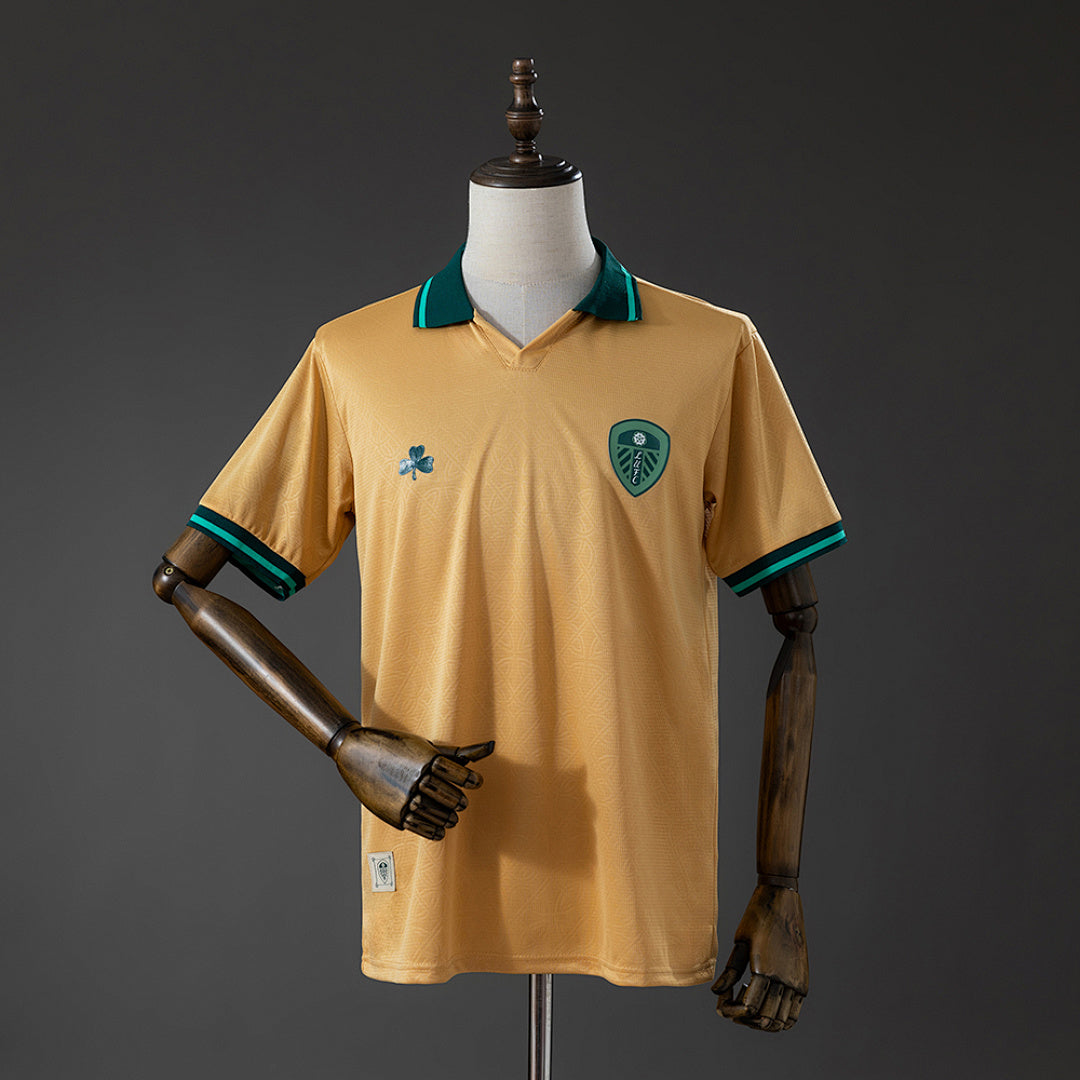 Leeds United 26-27 Edición San Patricio (Fan Version)