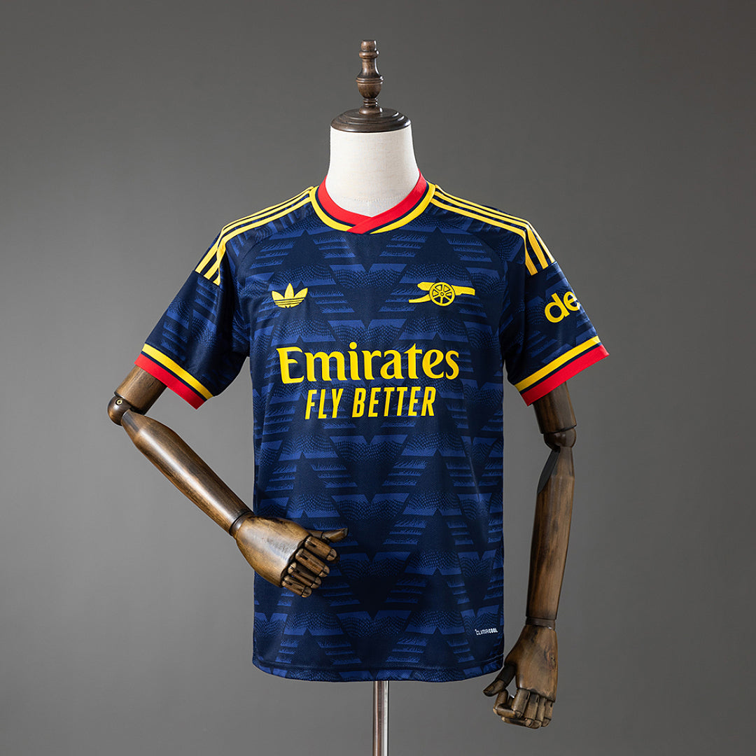 Arsenal 26-27 Visitante (Fan Version)