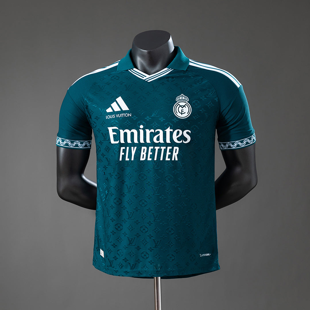 Real Madrid 26-27 Edición Especial Verde Oscuro (Player Version)