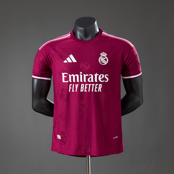 Real Madrid 26-27 Edición Especial Granate (Player Version)