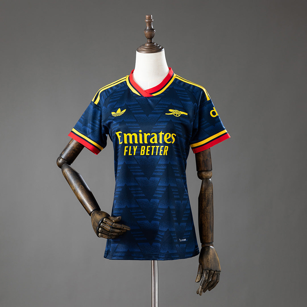 Arsenal 26-27 Visitante (Mujer)