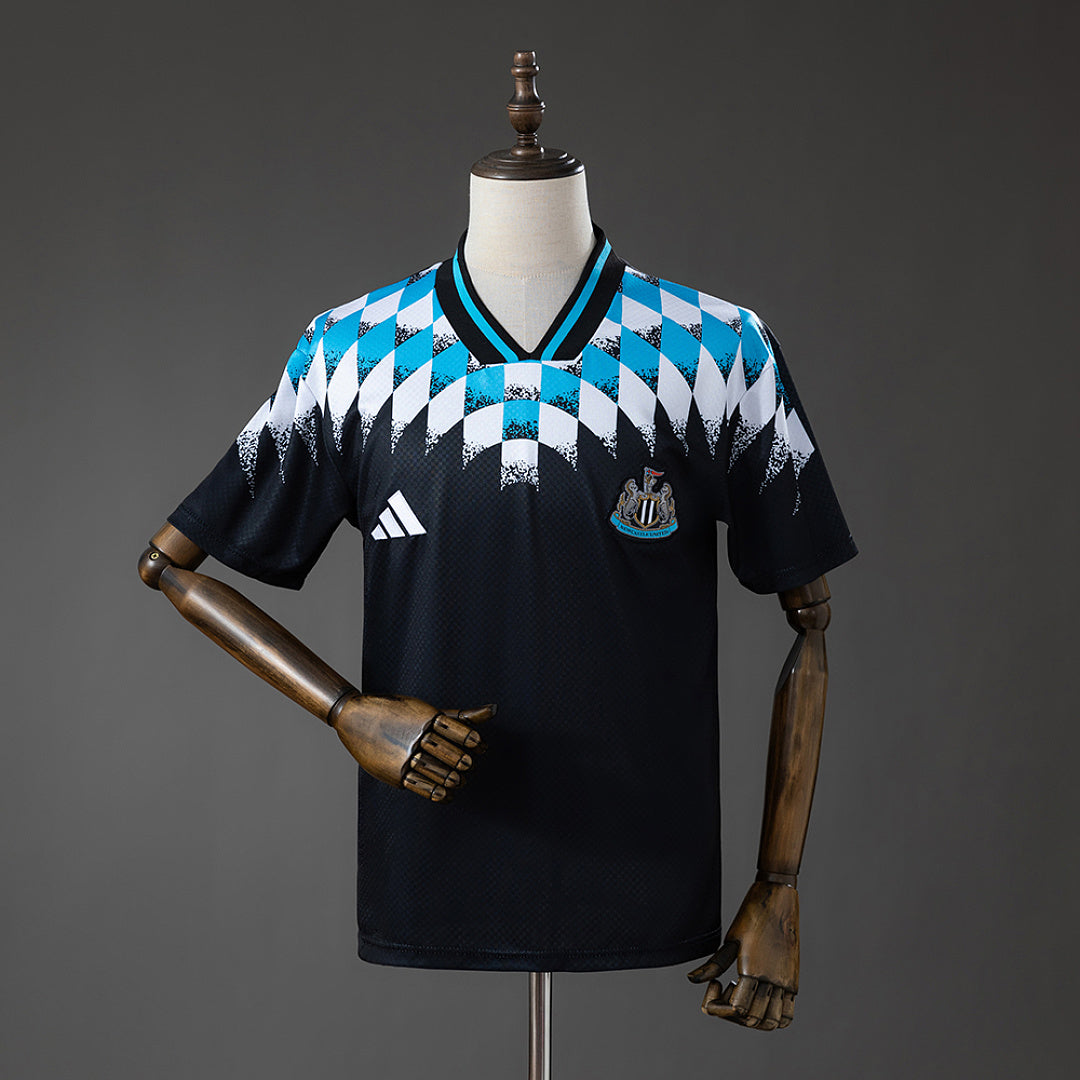 Newcastle 26-27 Edición Especial (Fan Version)