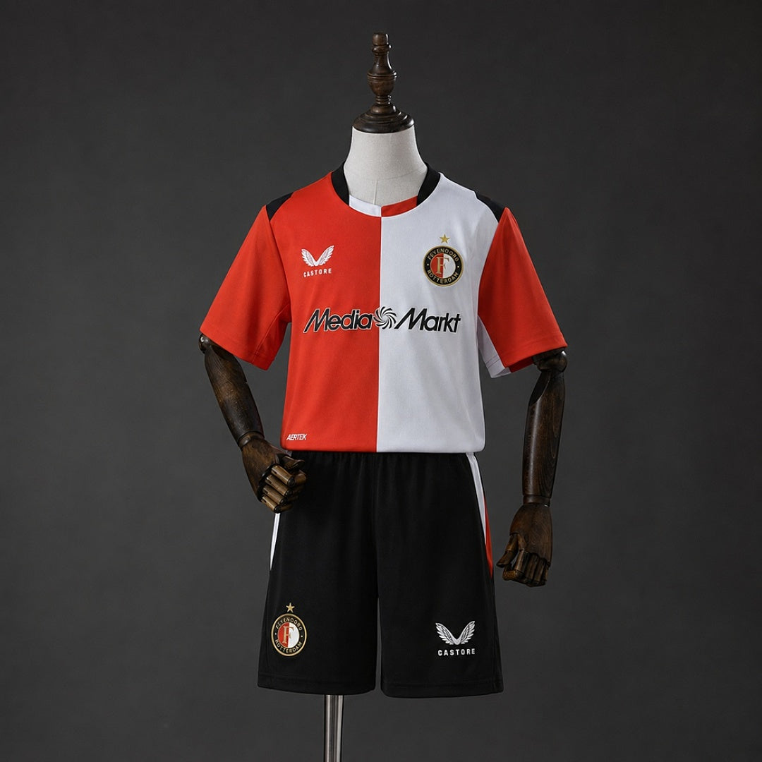 Feyenoord 26-27 Local (Niño)