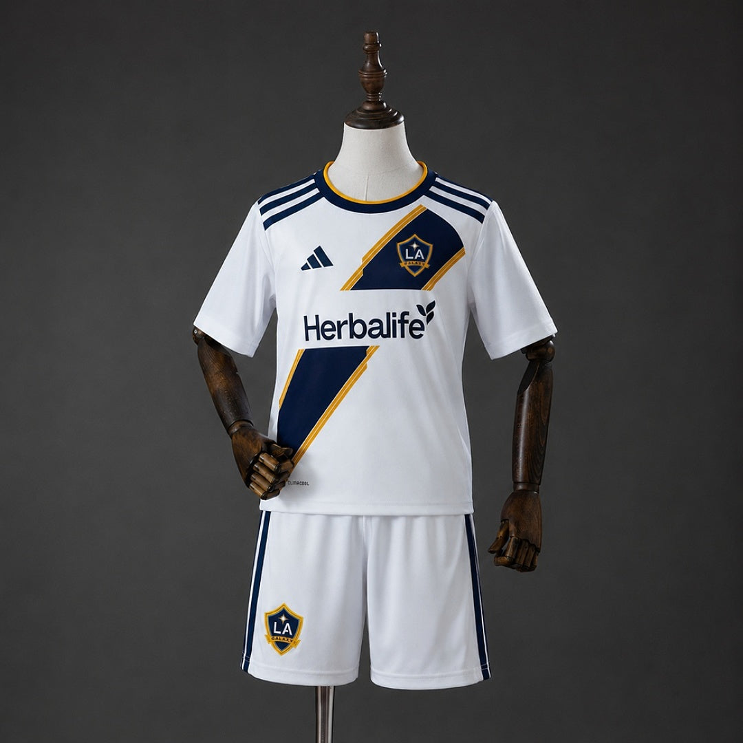 LA Galaxy 26-27 Local (Niño)