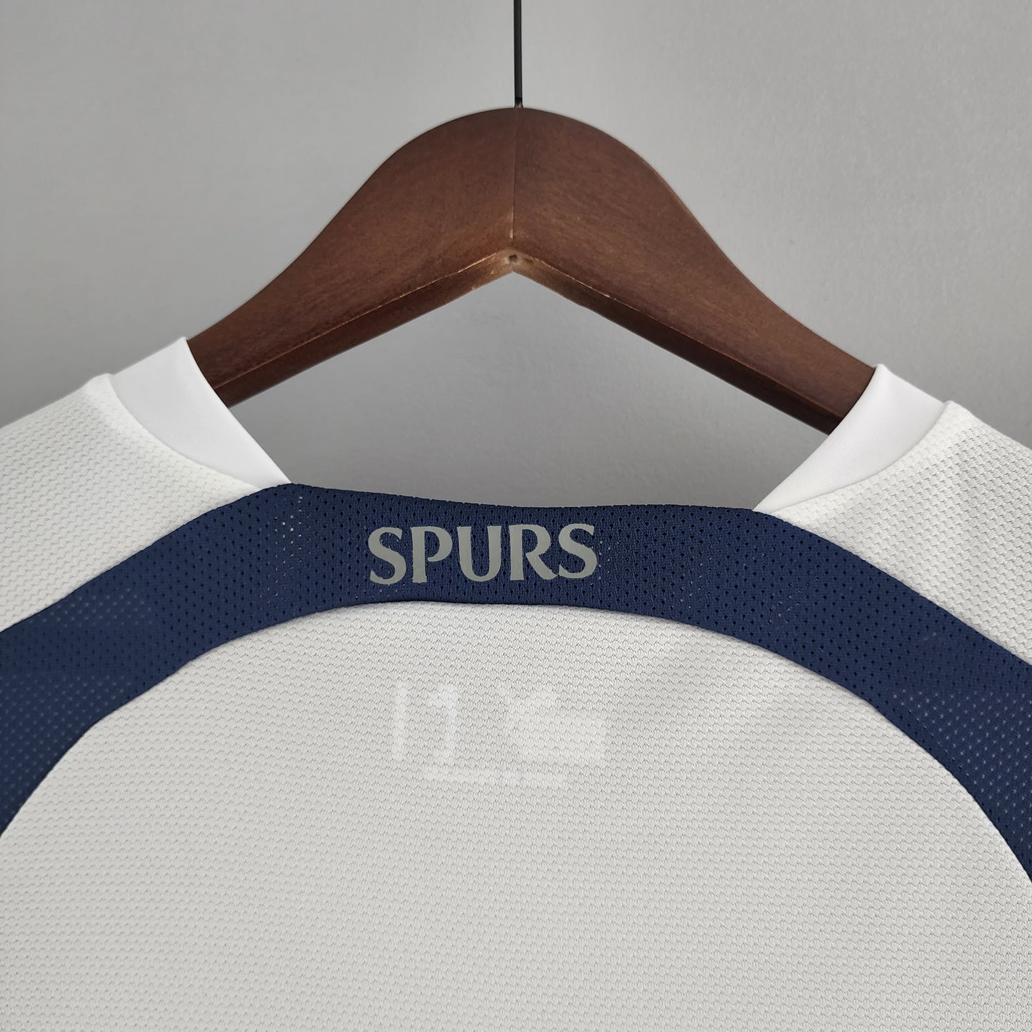 Retro Tottenham 06-07 Local