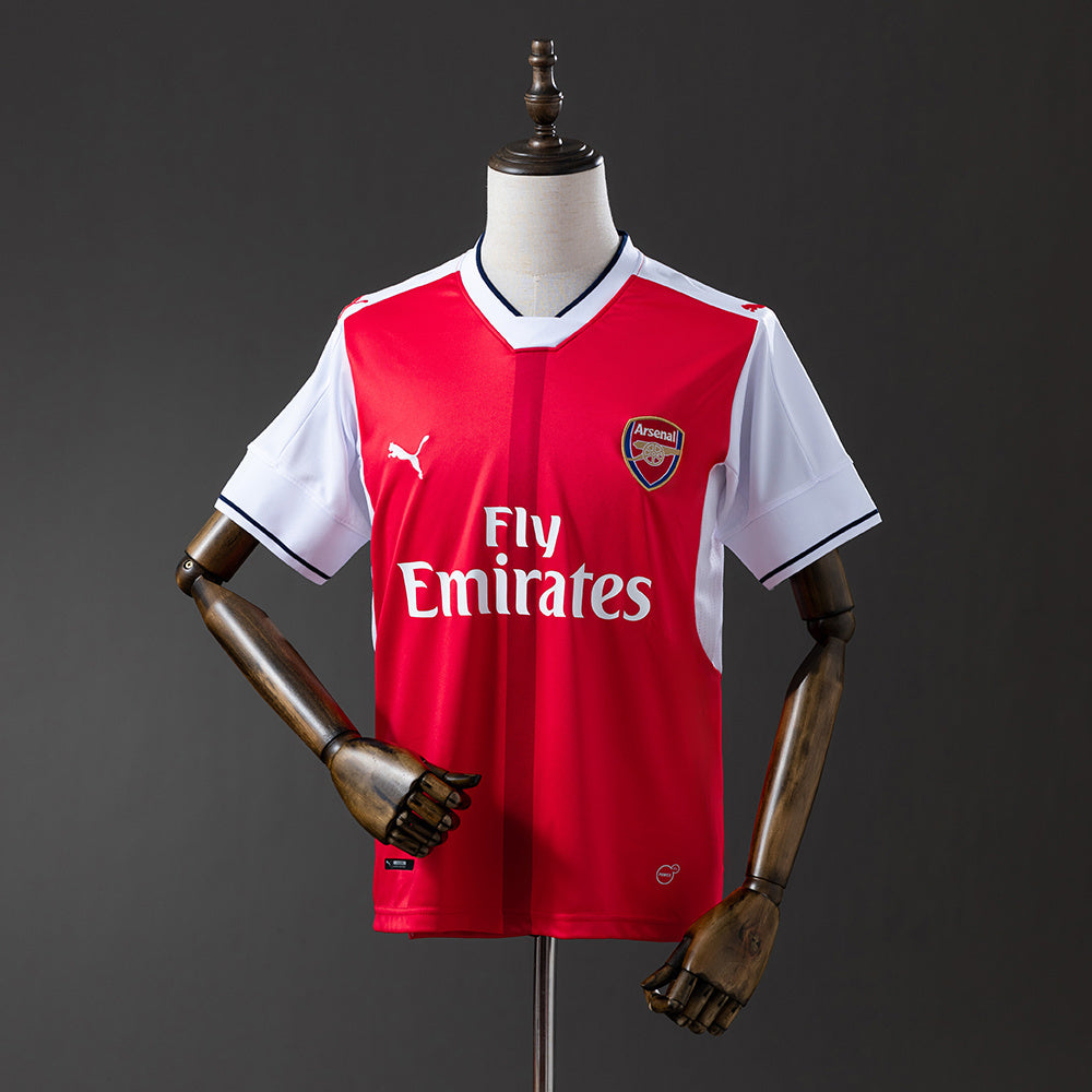Retro Arsenal 16-17 Local