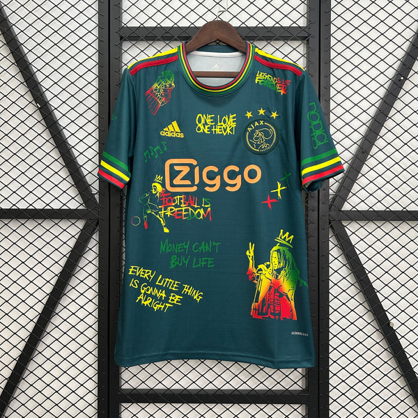 Ajax 2025 Edición Especial (Fan Version)