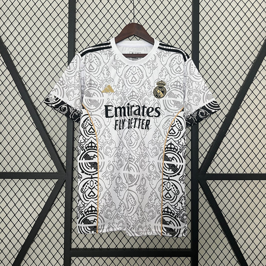 Real Madrid 2024 Edición Especial (Fan Version)