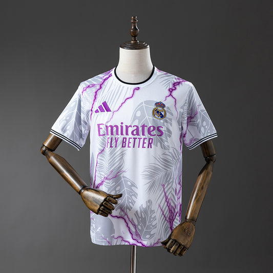 Real Madrid 2025 Edición Especial (Fan Version)