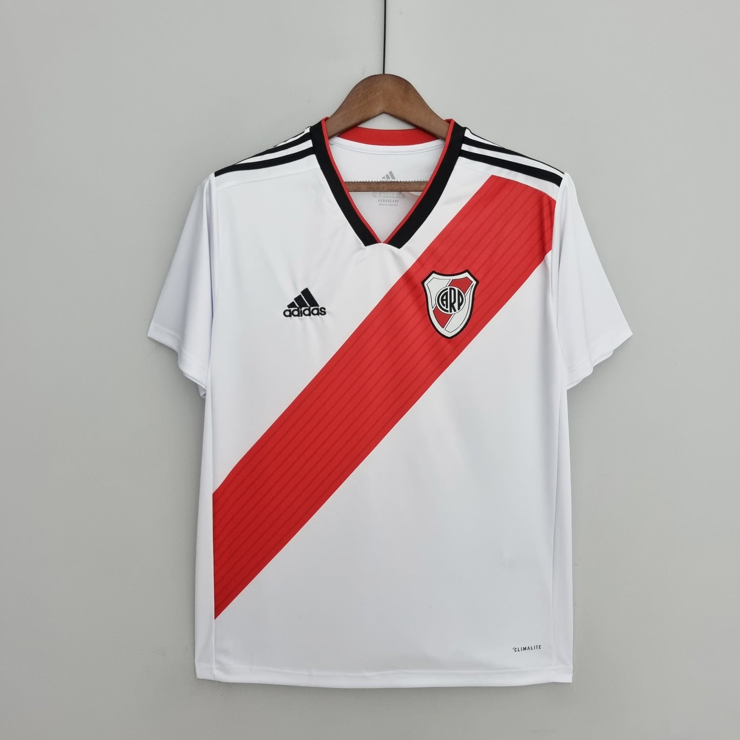 Retro River Plate 18-19 Local