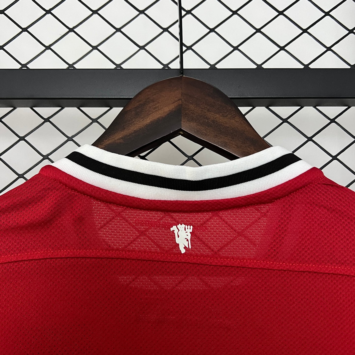 Retro Manchester United 11-12 Local