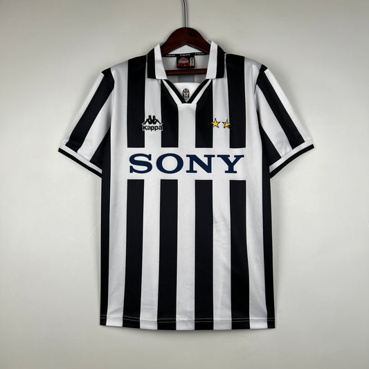 Retro Juventus 96-97 Local