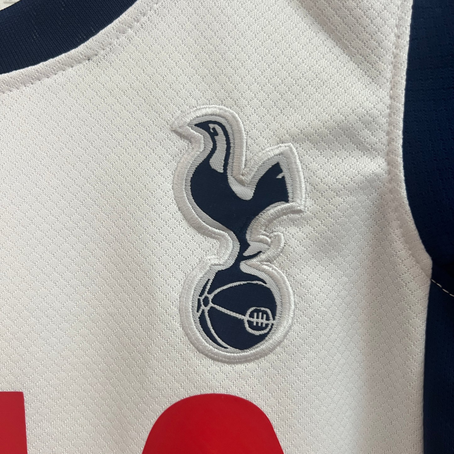 Tottenham 24-25 Local (Niño)