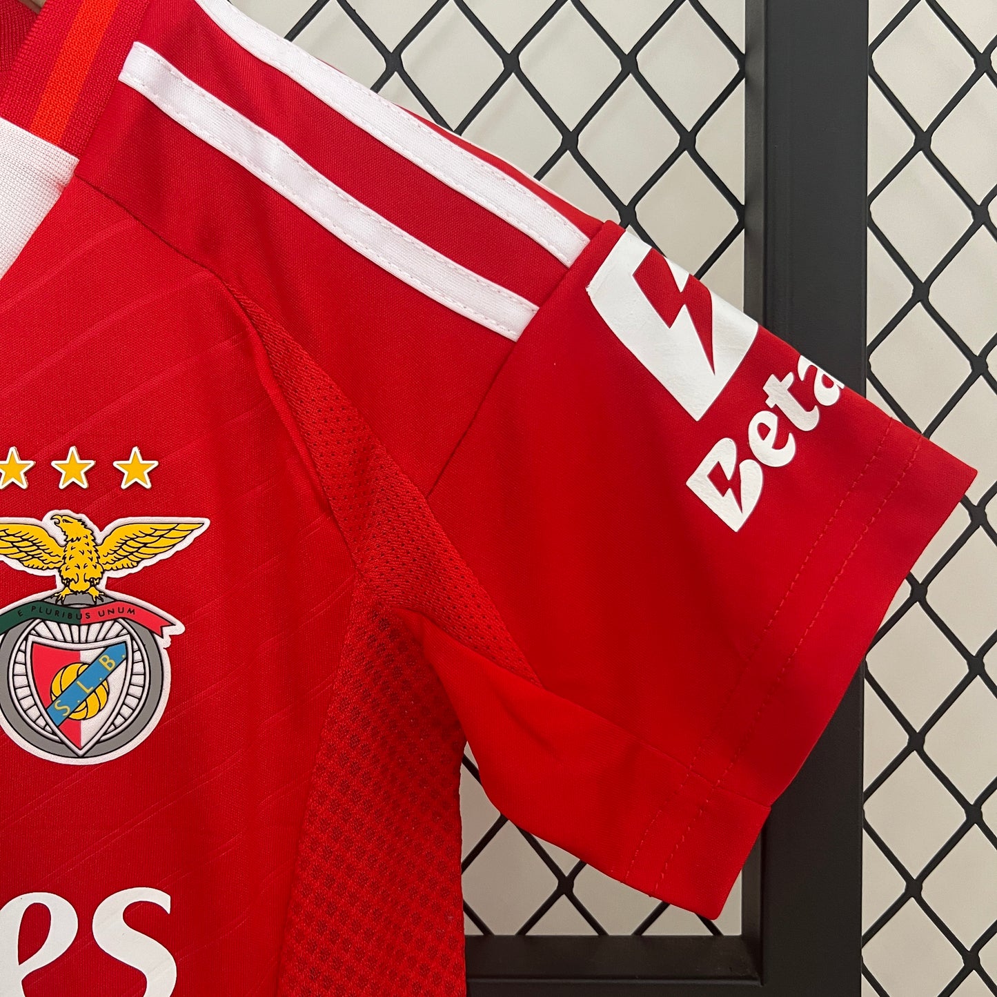 Benfica 24-25 Local (Niño)