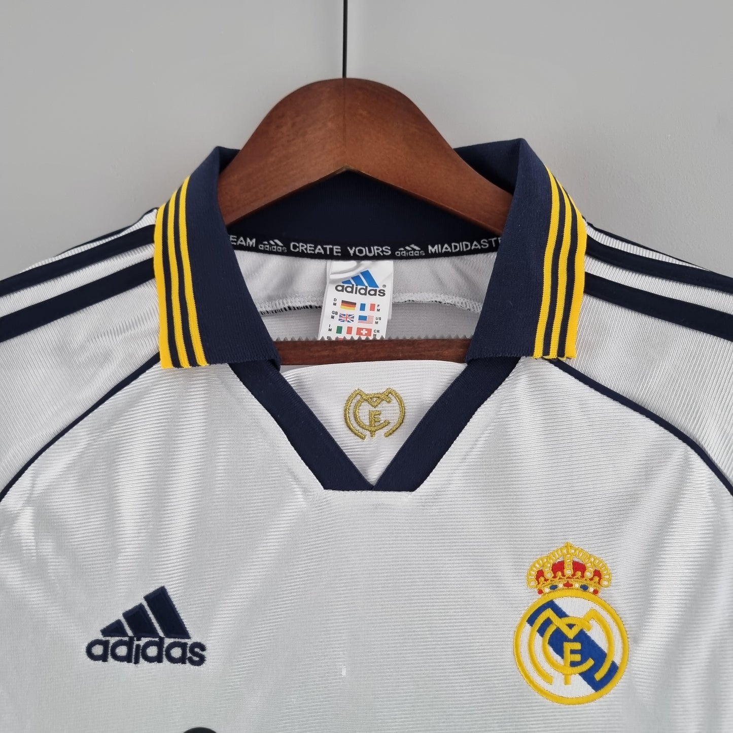 Retro Real Madrid 2000 Local