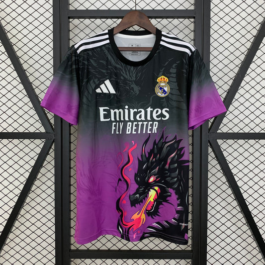 Real Madrid 2025 Edición Especial (Fan Version)