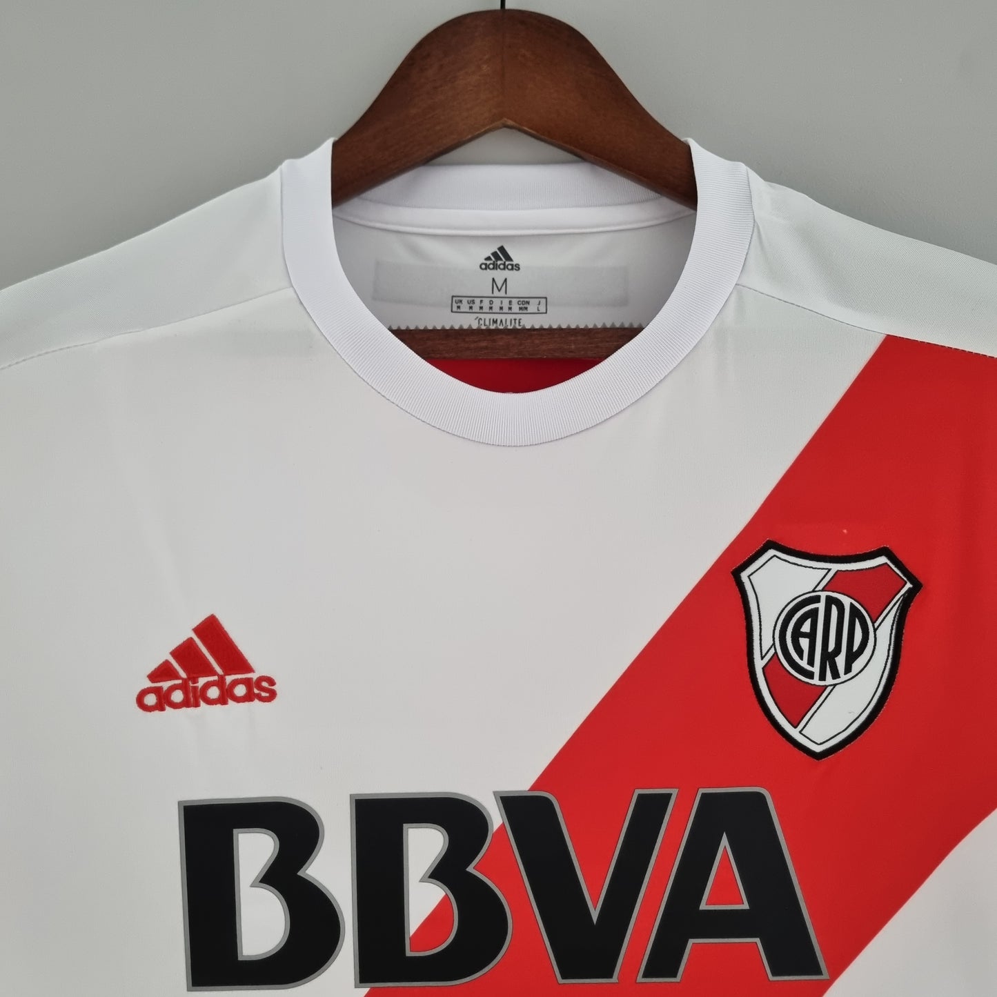 Retro River Plate 15-16 Local