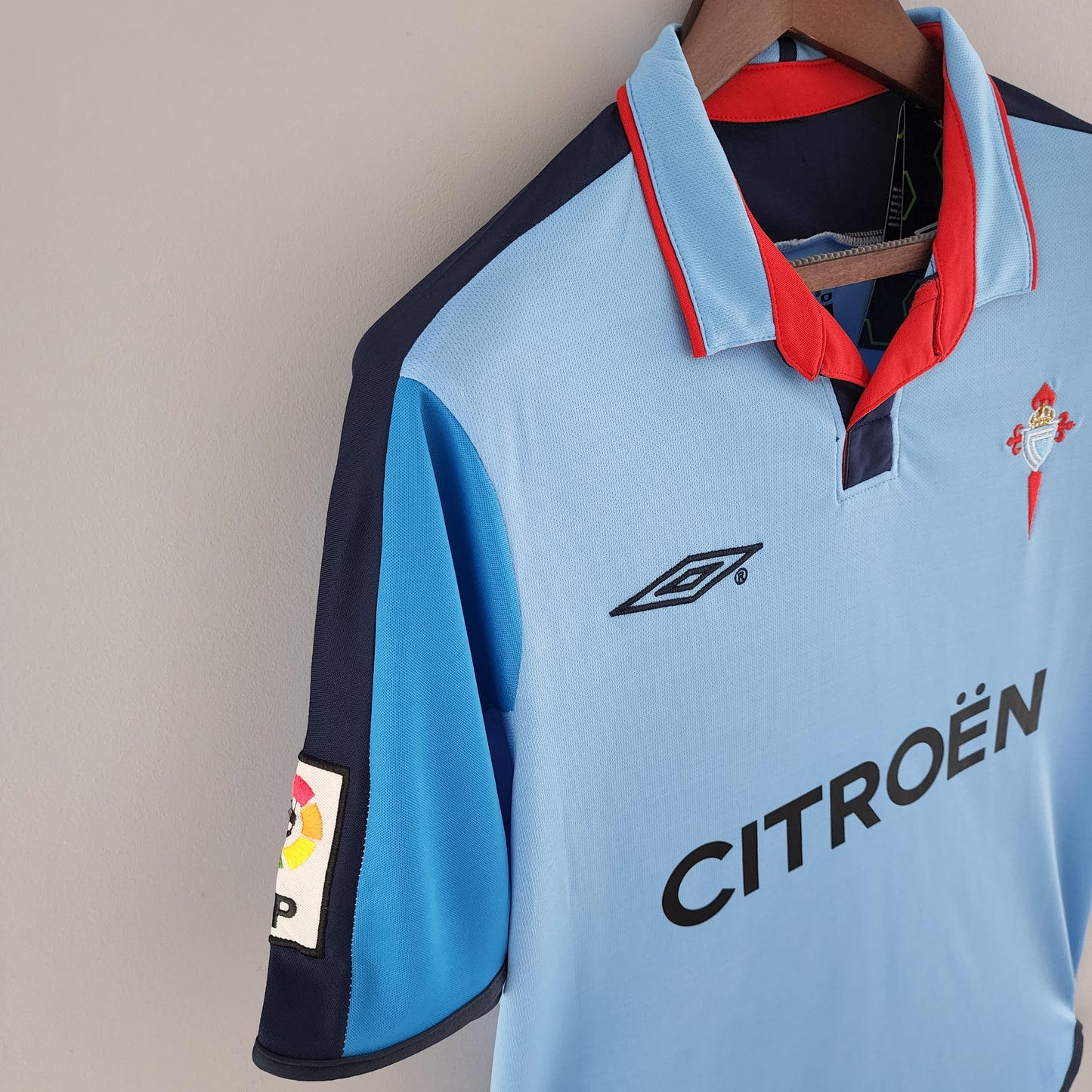 Retro Celta 02-03 Local