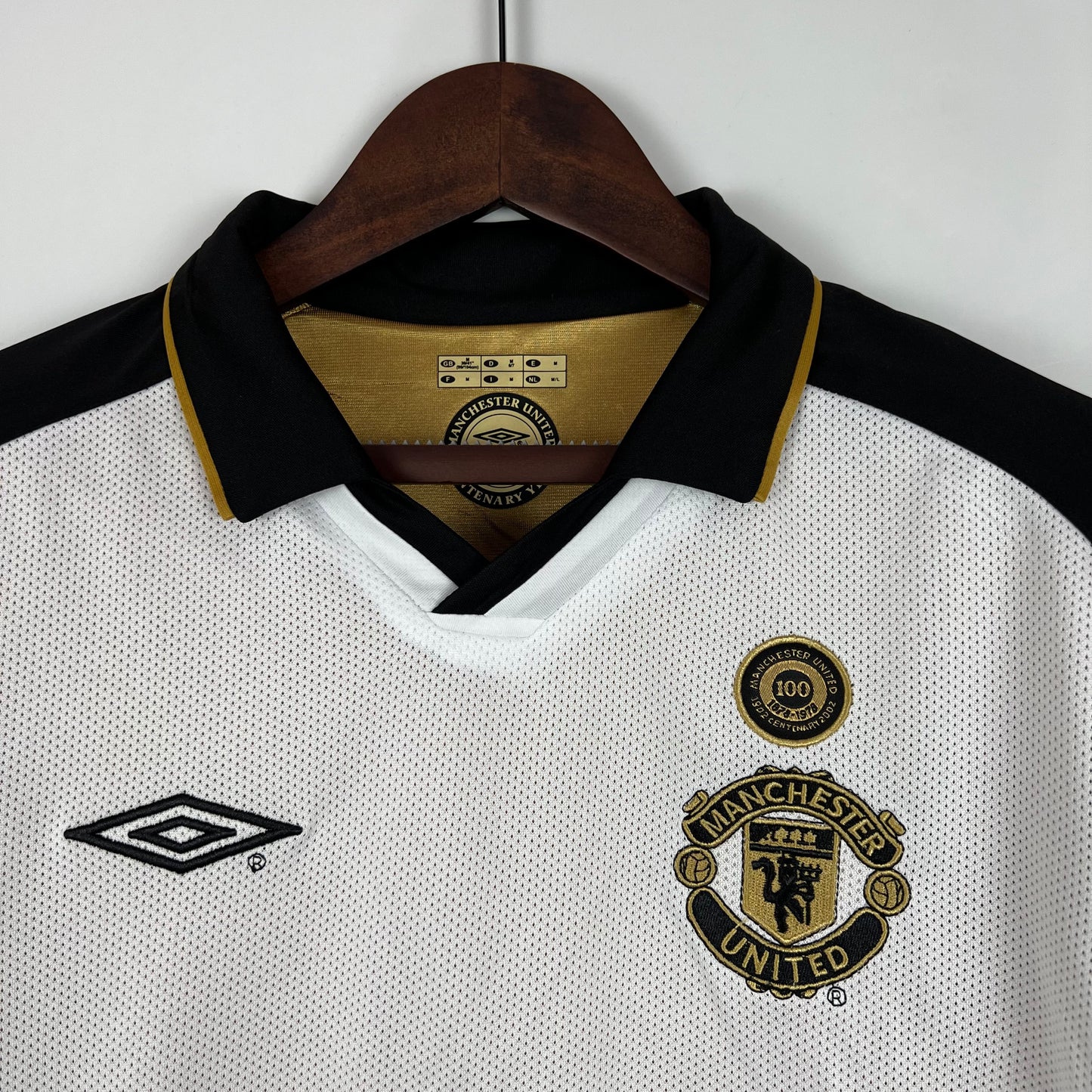 Retro Manchester United 01-02 100 aniversario Blanco (Manga Larga)