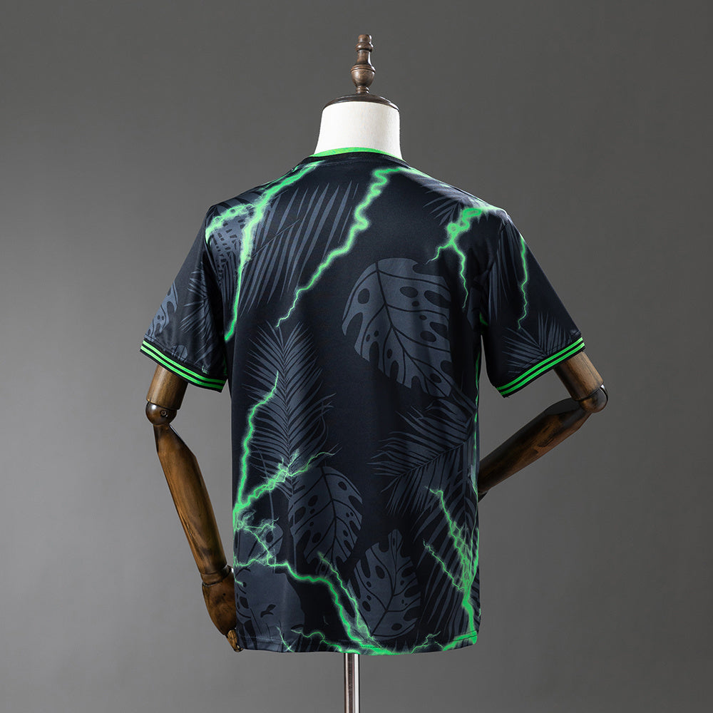 Real Madrid 2025 Edición Especial (Fan Version)