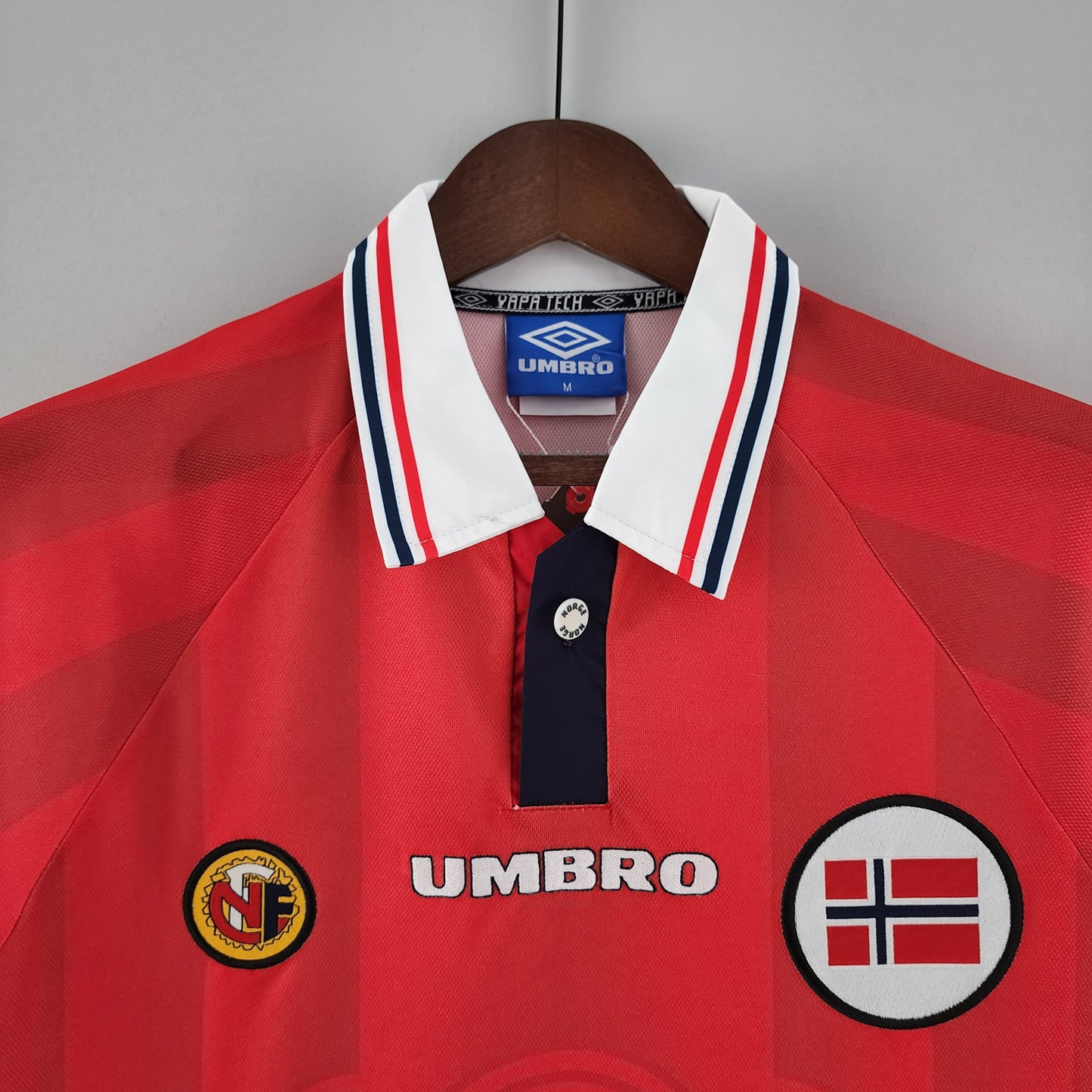 Retro Noruega 98-99 Local