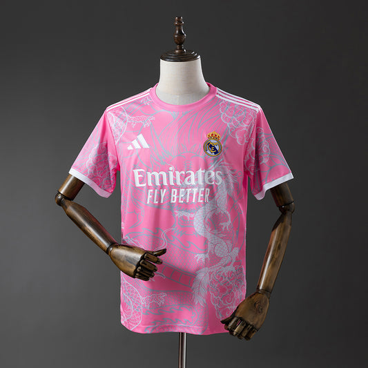 Real Madrid 2025 Edición Especial (Fan Version)