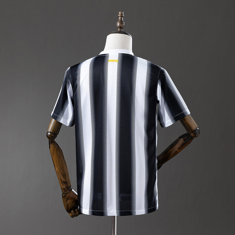 Retro Juventus 11-12 Local