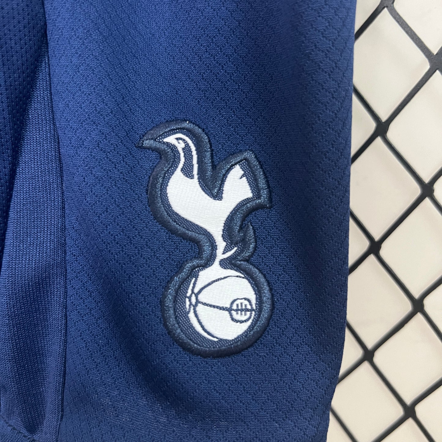 Tottenham 24-25 Local (Niño)