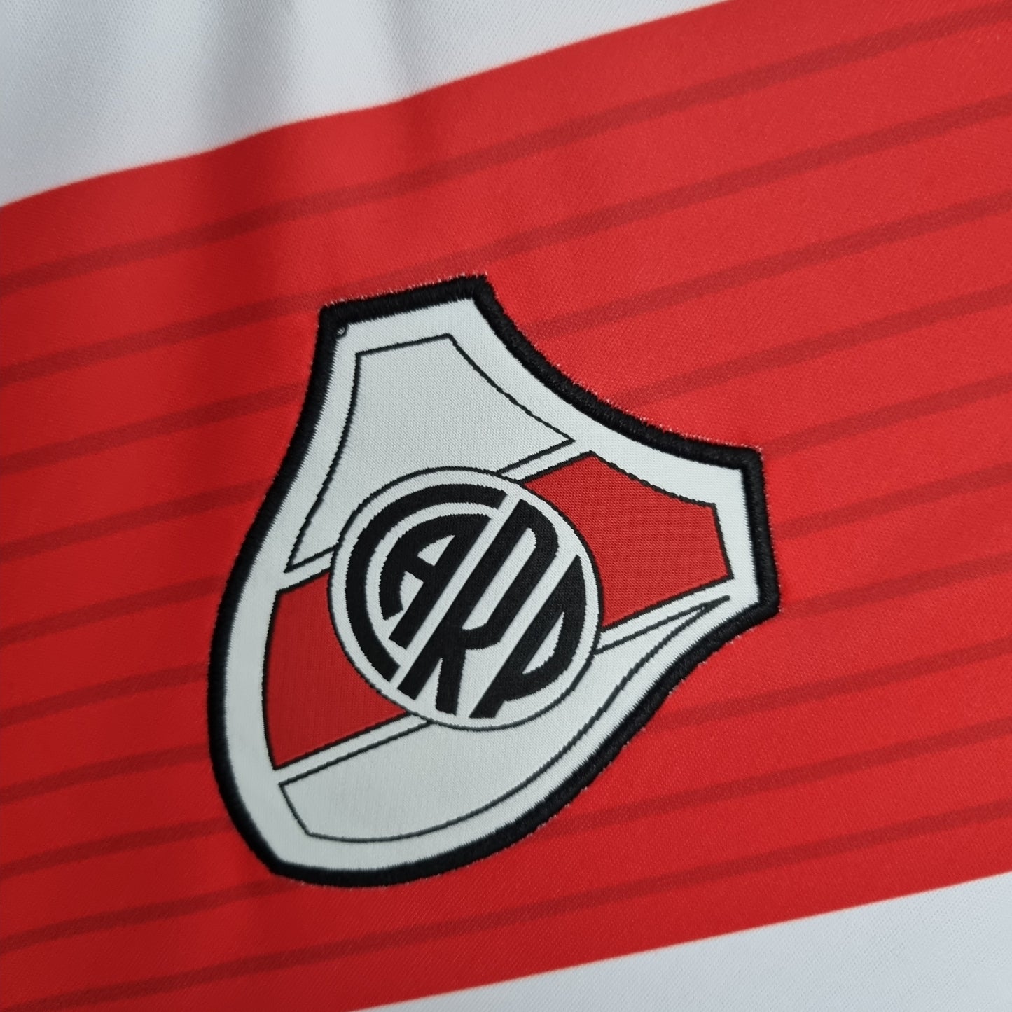 Retro River Plate 18-19 Local