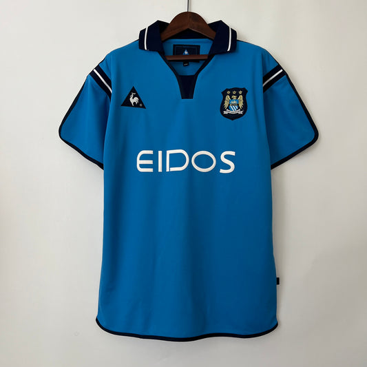 Retro Manchester City 01-02 Local