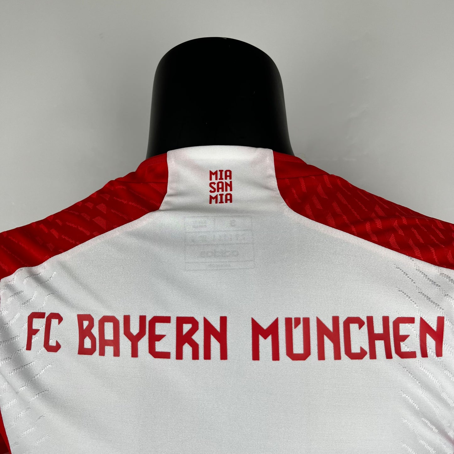 Bayern de Múnich 23-24 Local (Player Version)