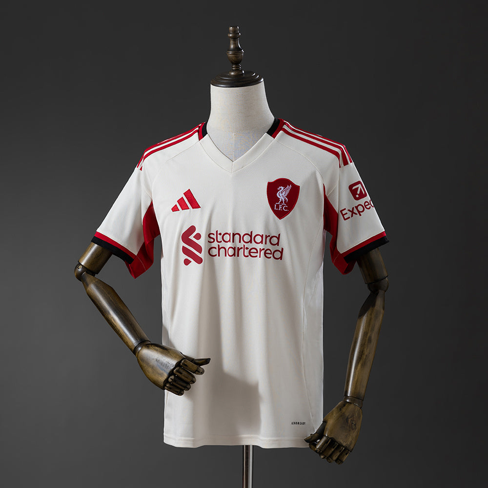 Liverpool 25-26 Visitante (Fan Version)