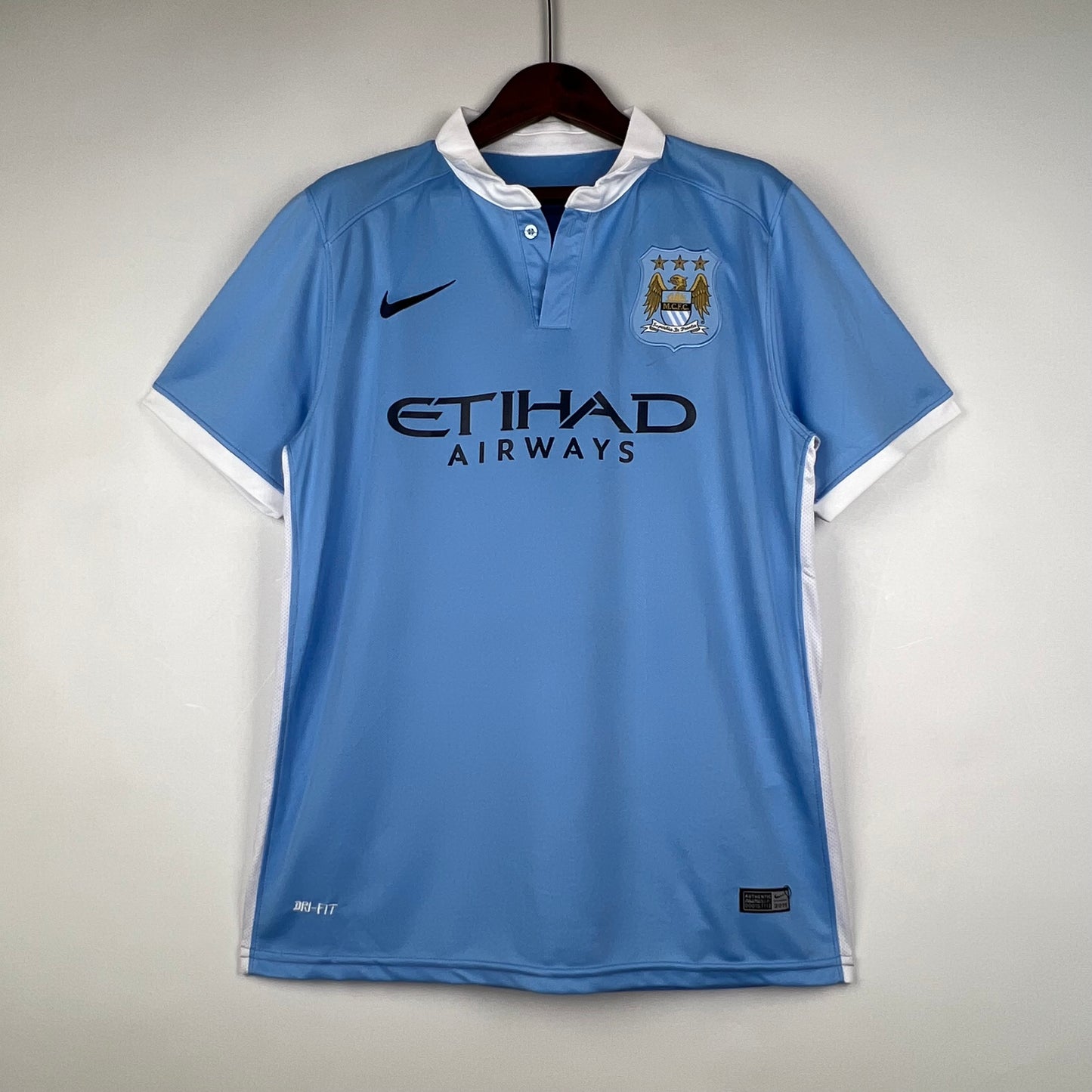 Retro Manchester City 15-16 Local